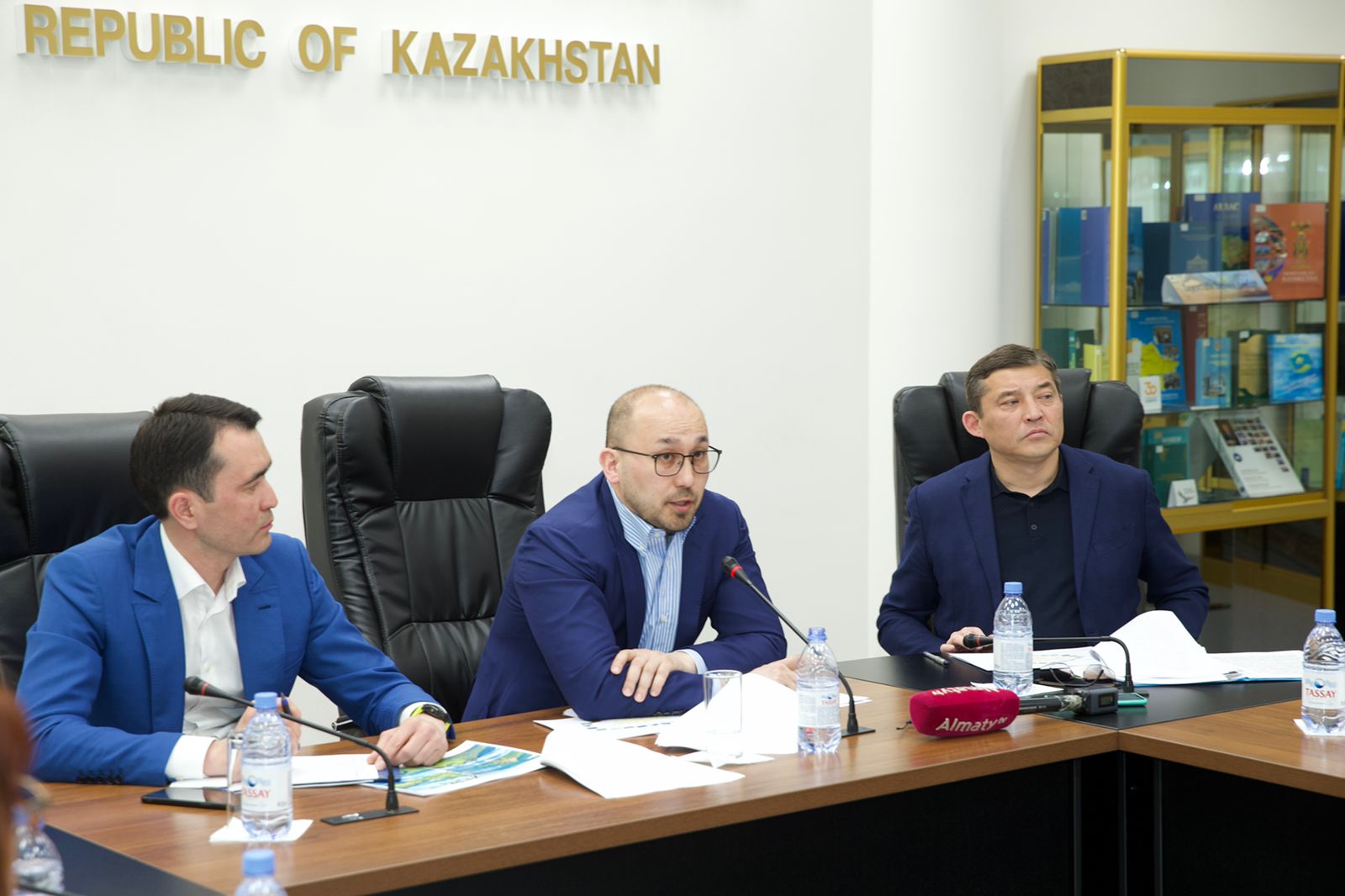 Даурен Абаев обсудил с представителями отрасли создание и обустройство новых туристских маршрутов в Казахстане