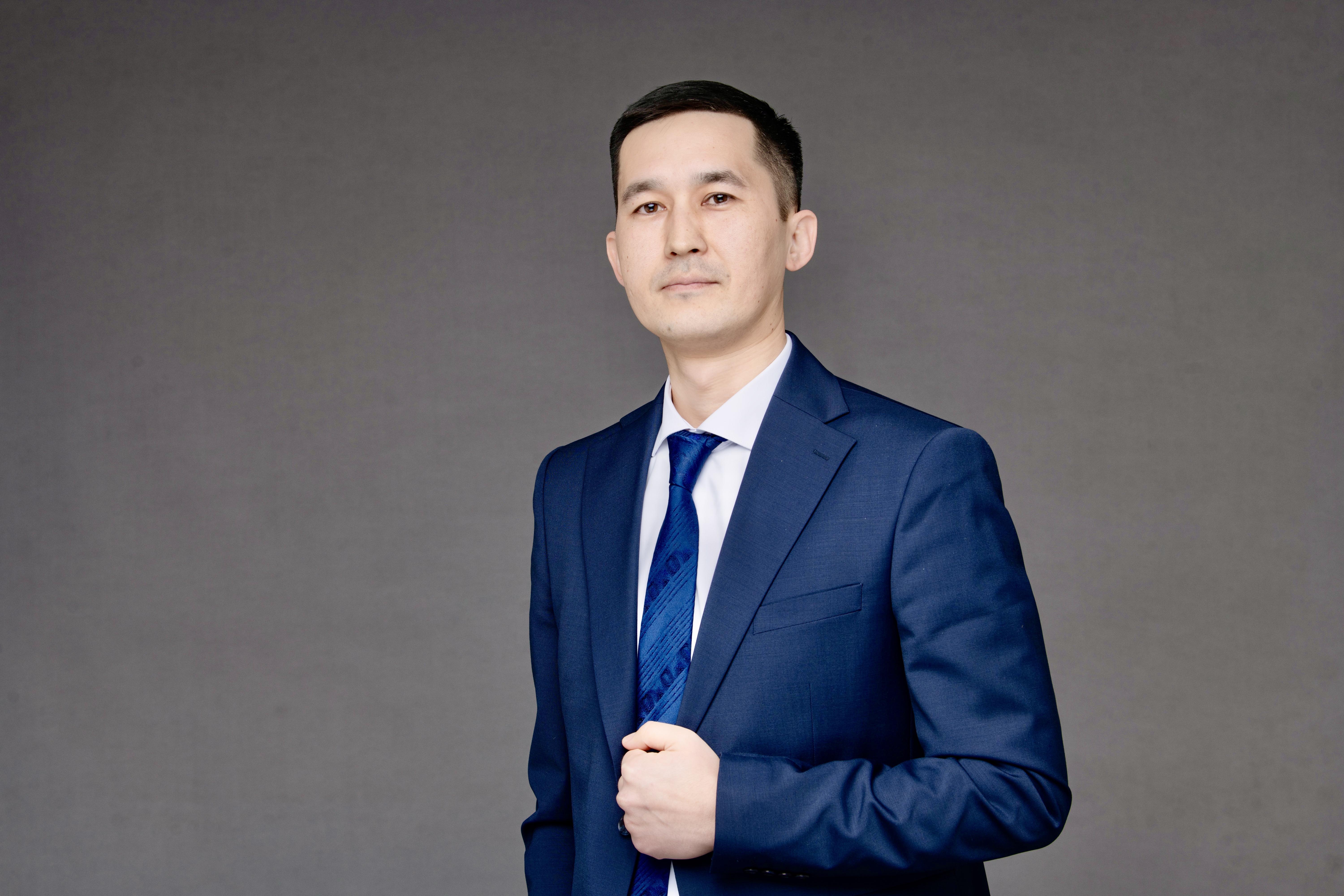 Әділханов Едіге 